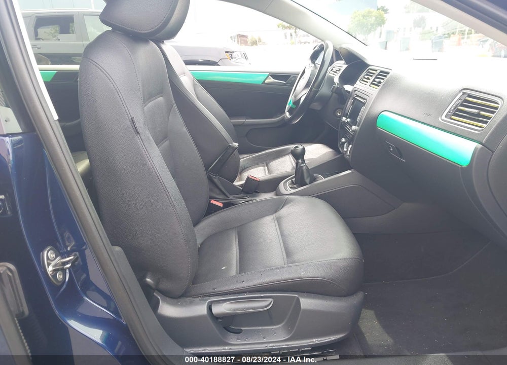 2012 VOLKSWAGEN JETTA 2.5L SE VIN: 3VWBP7AJ3CM318777