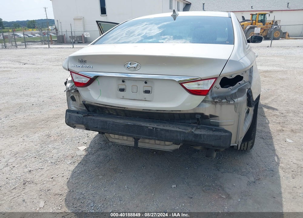 2011 HYUNDAI SONATA VIN: 5NPEB4AC6BH191137