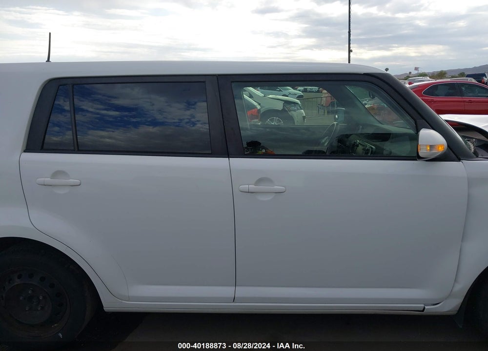 2015 SCION XB VIN: JTLZE4FE7FJ075630