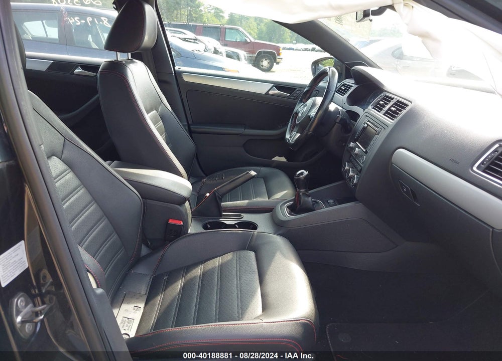 2014 VOLKSWAGEN JETTA GLI AUTOBAHN W/NAV VIN: 3VW5T7AJXEM388353