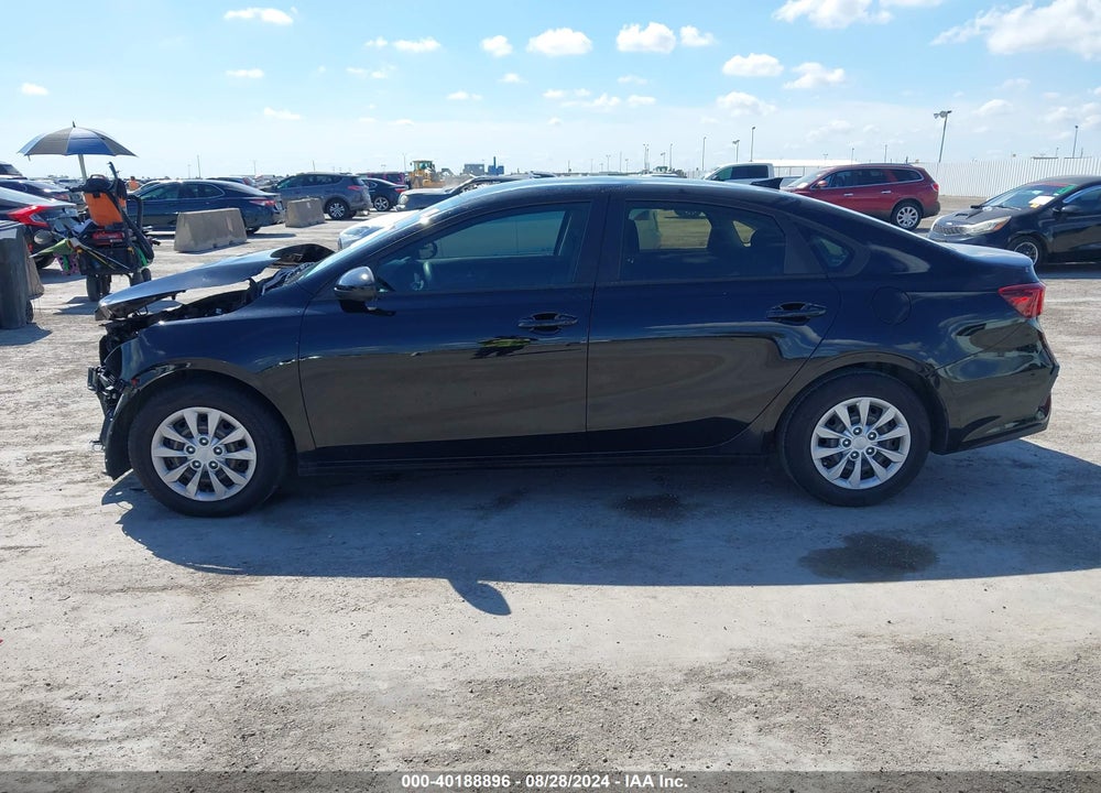 2021 KIA FORTE FE VIN: 3KPF24AD1ME301225