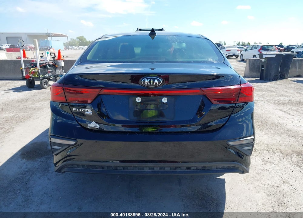 2021 KIA FORTE FE VIN: 3KPF24AD1ME301225