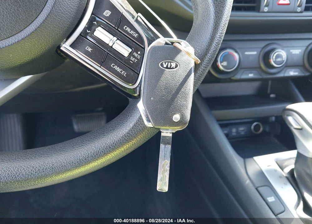2021 KIA FORTE FE VIN: 3KPF24AD1ME301225