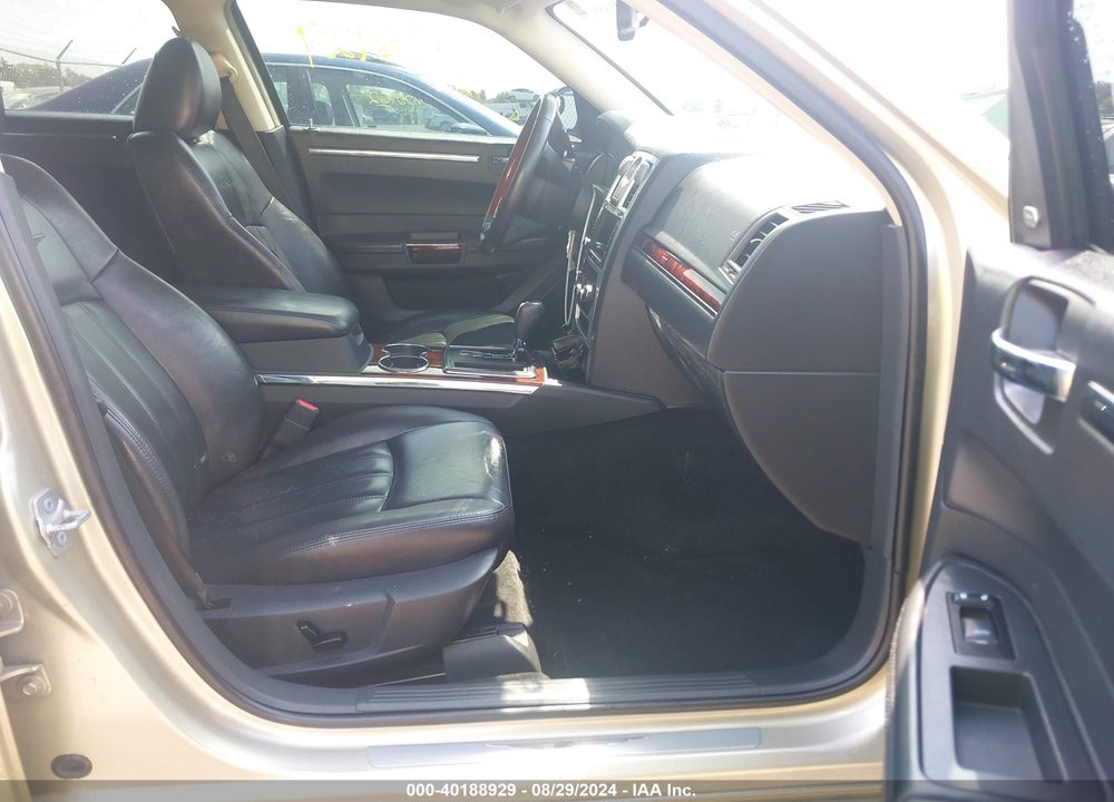 2010 CHRYSLER 300C AWD VIN: 2C3CK6CT3AH215146