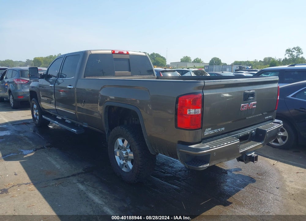2015 GMC SIERRA 3500HD DENALI VIN: 1GT424E83FF659763