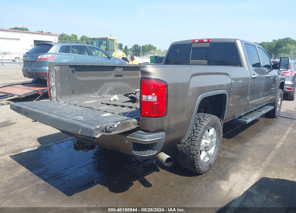 2015 GMC SIERRA 3500HD DENALI VIN: 1GT424E83FF659763