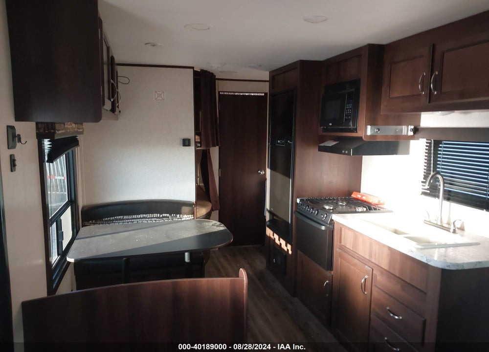 2018 JAYCO 264 BH JAY FLIGHT VIN: 1UJBJ0BN8J17V0952