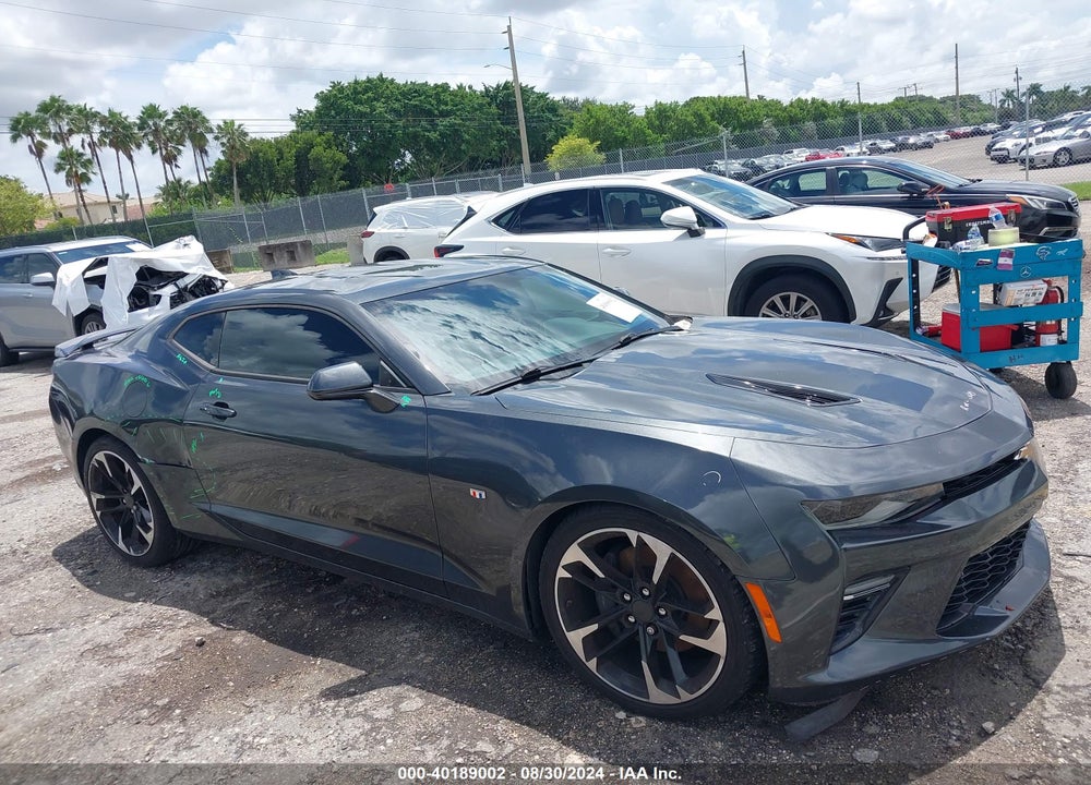 2018 CHEVROLET CAMARO 2SS VIN: 1G1FH1R75J0158689