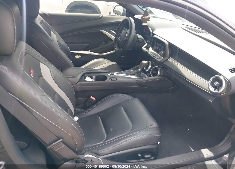 2018 CHEVROLET CAMARO 2SS VIN: 1G1FH1R75J0158689