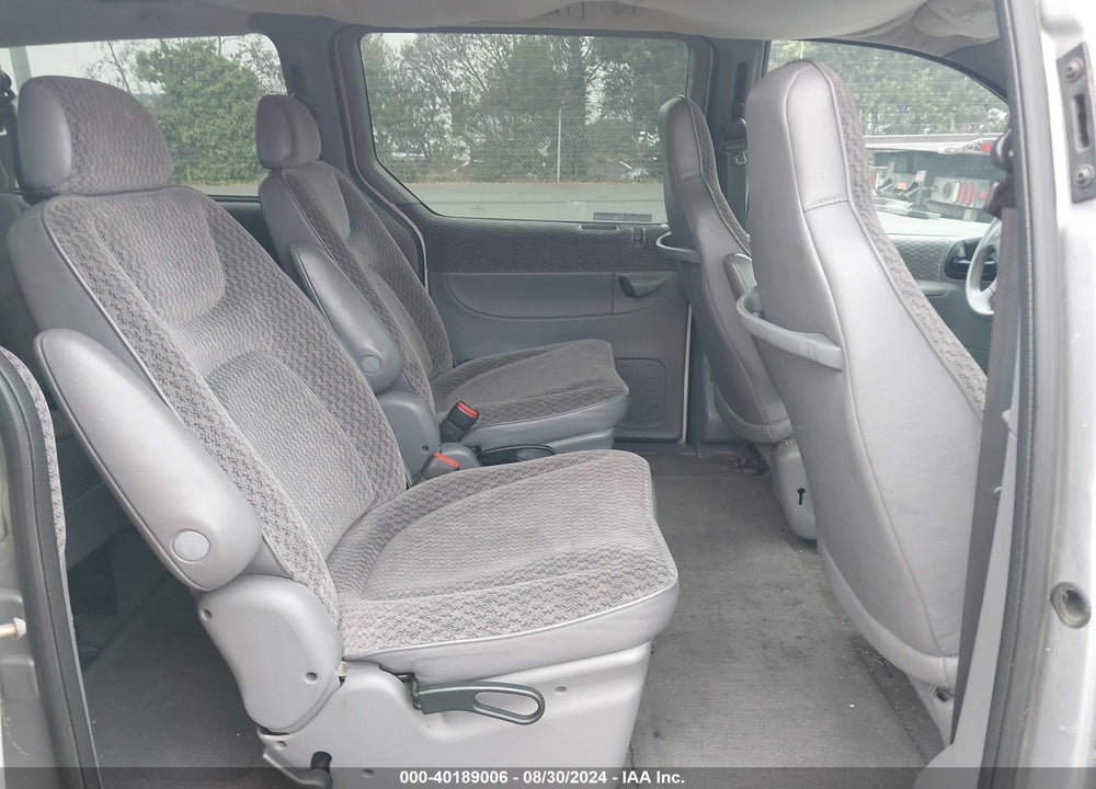 2000 DODGE GRAND CARAVAN SE VIN: 1B4GP44R9YB786498