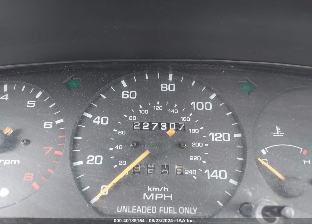 1997 MAZDA 626 DX/LX VIN: 1YVGE22C7V5679076