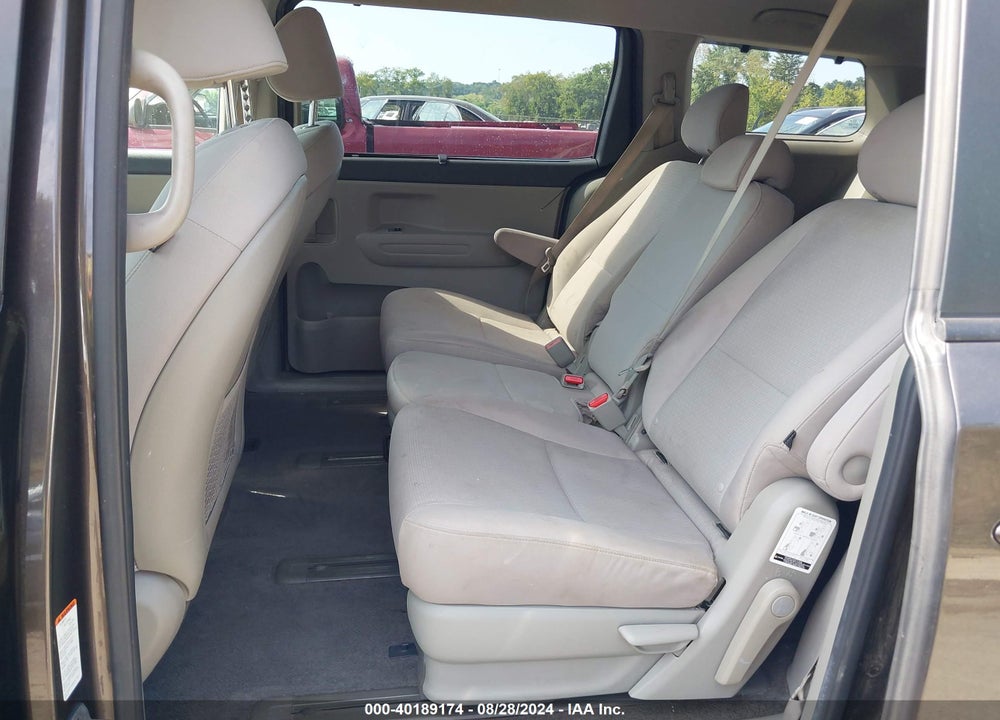 2016 KIA SEDONA LX VIN: KNDMB5C19G6111022