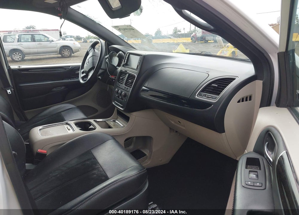 2018 DODGE GRAND CARAVAN SXT VIN: 2C4RDGCG0JR192380