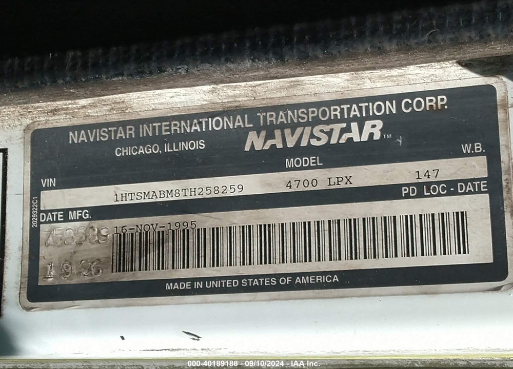 1996 INTERNATIONAL 4000 4700 VIN: 1HTSMABM8TH258259