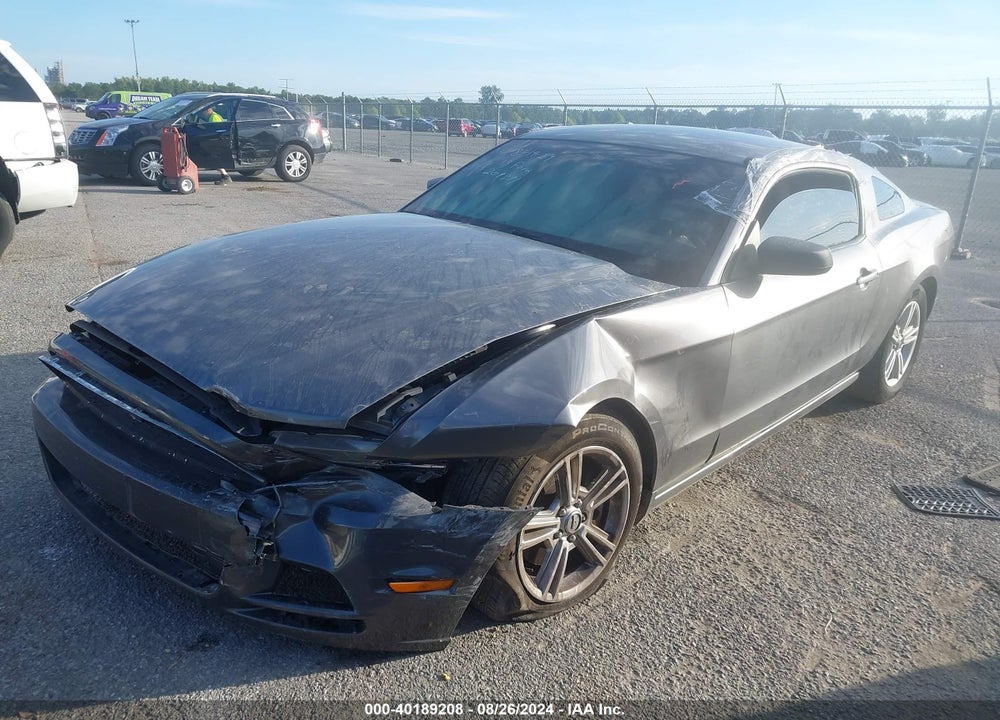 2014 FORD MUSTANG V6 VIN: 1ZVBP8AM5E5209391