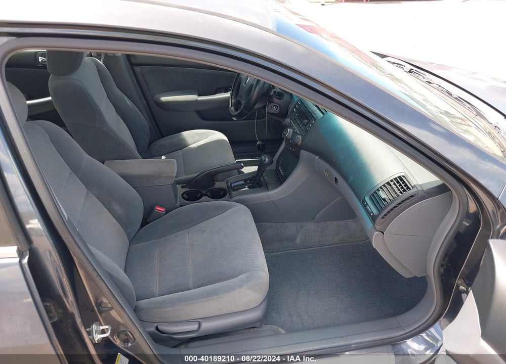 2005 HONDA ACCORD 2.4 LX VIN: 1HGCM56495A032750
