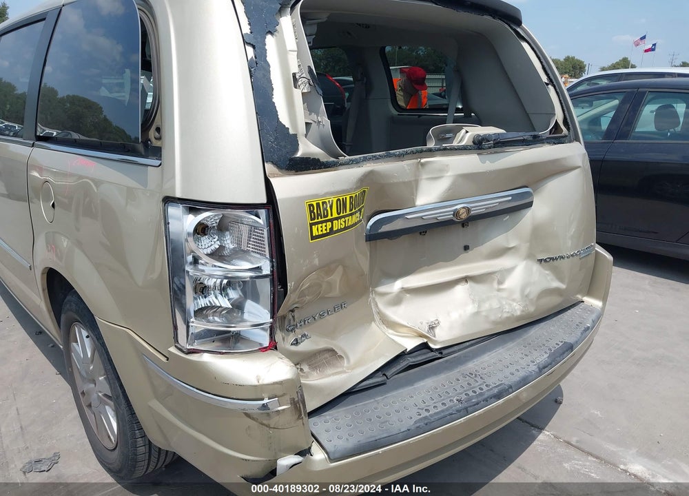 2010 CHRYSLER TOWN & COUNTRY TOURING VIN: 2A4RR5DXXAR273675