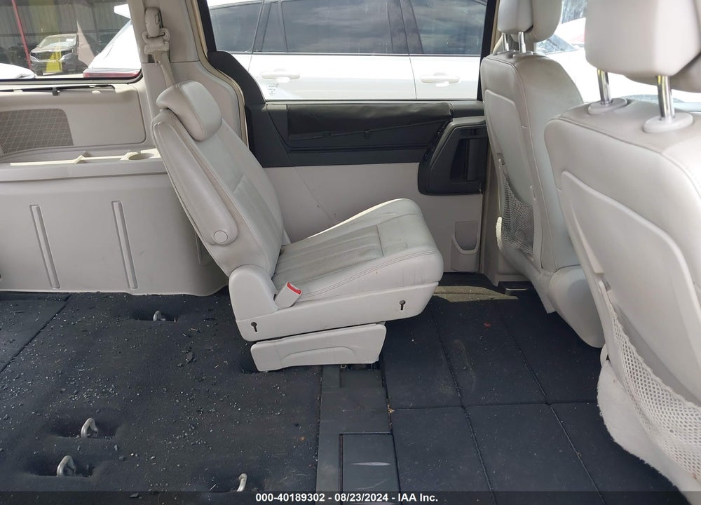 2010 CHRYSLER TOWN & COUNTRY TOURING VIN: 2A4RR5DXXAR273675