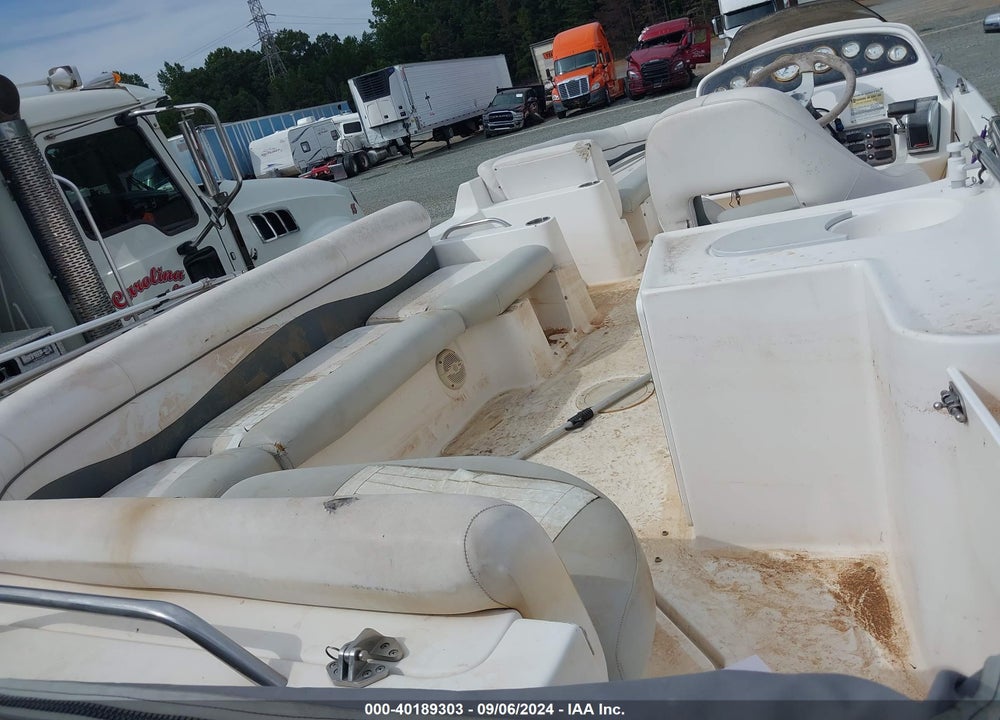 2001 HARRIS SUPER DECK 22 AND TRAILER VIN: HAMD3775H001