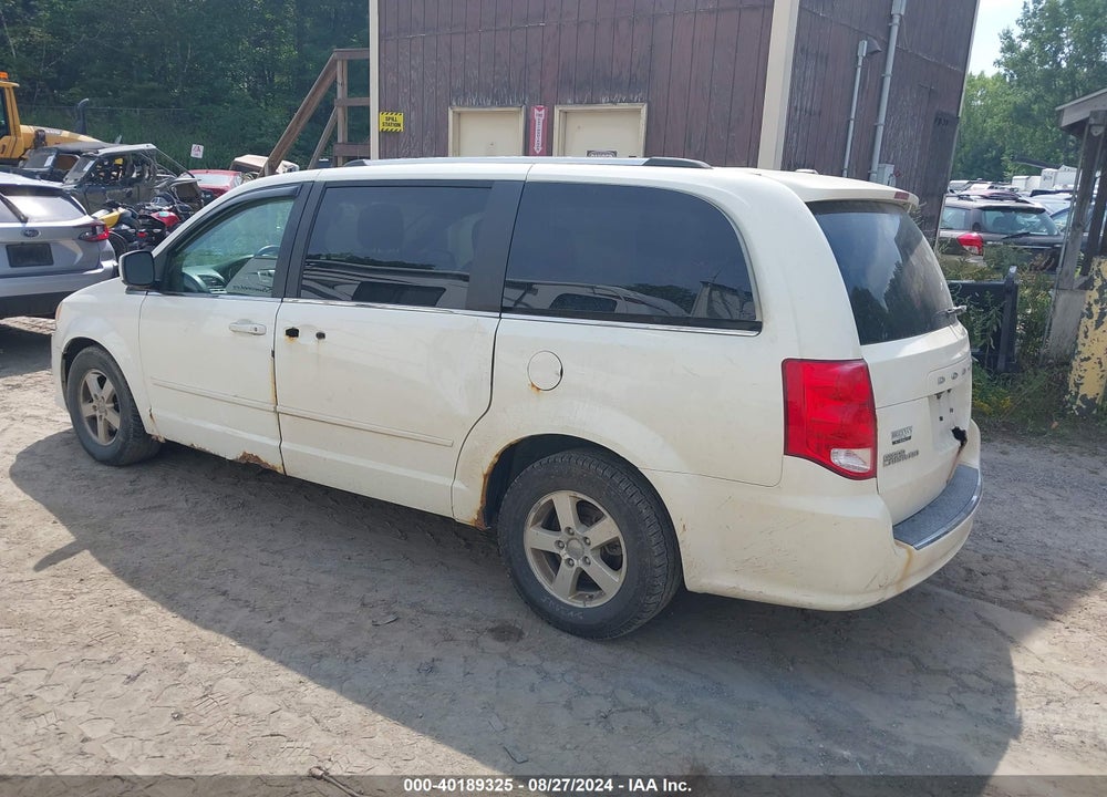 2011 DODGE GRAND CARAVAN CREW VIN: 2D4RN5DG0BR688347