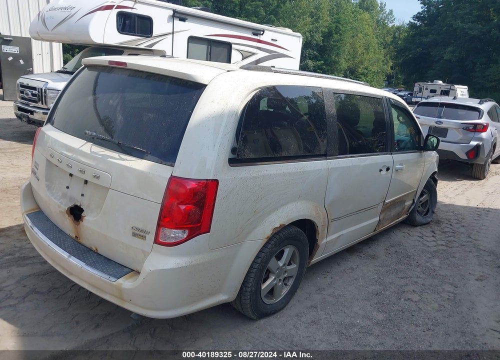 2011 DODGE GRAND CARAVAN CREW VIN: 2D4RN5DG0BR688347