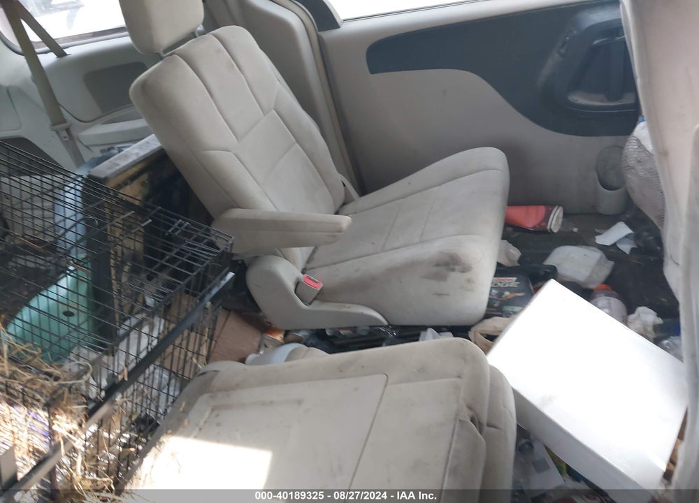 2011 DODGE GRAND CARAVAN CREW VIN: 2D4RN5DG0BR688347