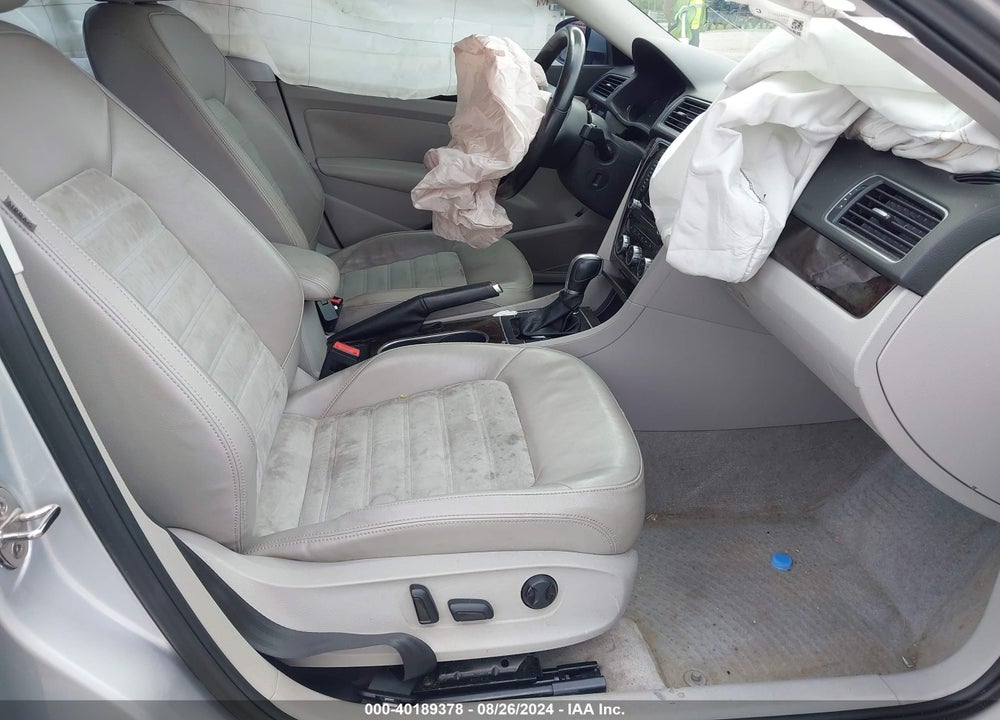 2015 VOLKSWAGEN PASSAT 2.0L TDI SEL PREMIUM VIN: 1VWCV7A31FC033500