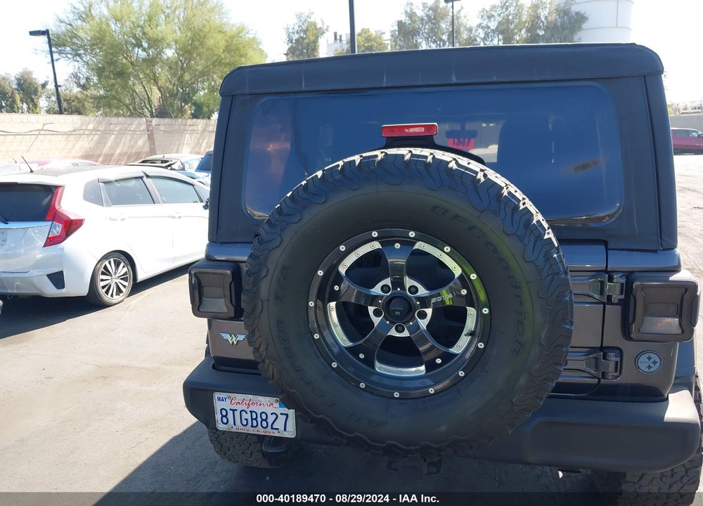 2018 JEEP WRANGLER UNLIMITED SPORT S 4X4 VIN: 1C4HJXDN9JW316509