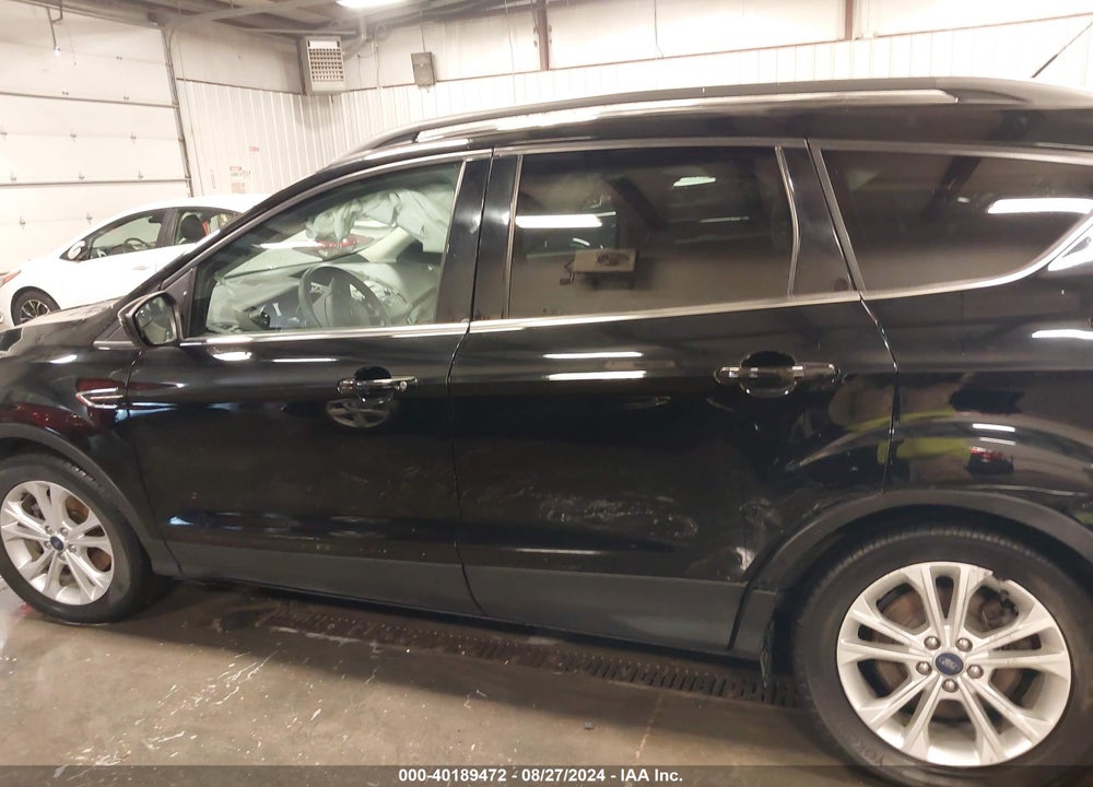 2018 FORD ESCAPE SE VIN: 1FMCU9GD4JUA65762