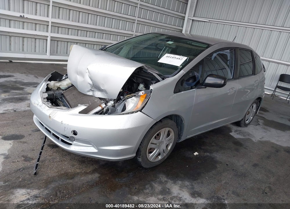 2011 HONDA FIT VIN: JHMGE8H30BC023968