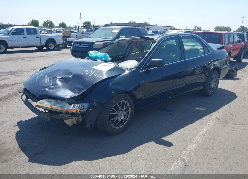 1998 HONDA ACCORD EX VIN: 1HGCG5556WA180549
