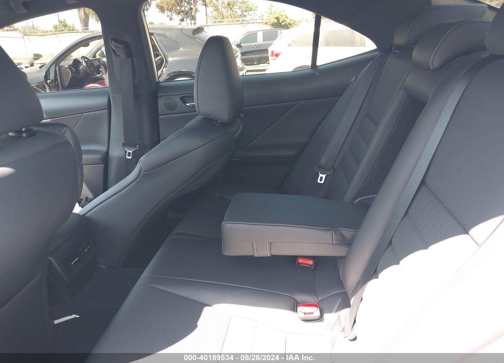 2016 LEXUS IS 350 VIN: JTHBE1D21G5028218