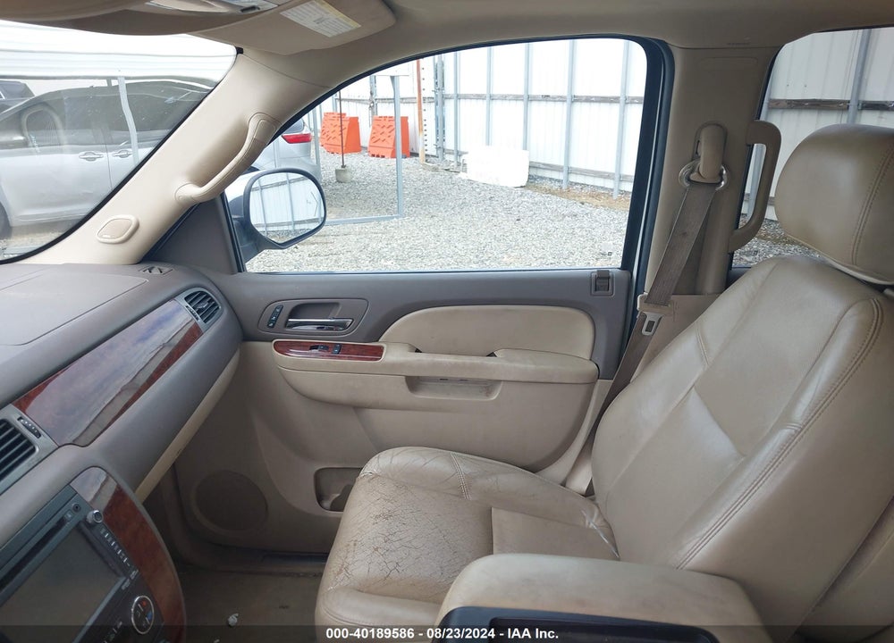 2014 CHEVROLET SUBURBAN 1500 LTZ VIN: 1GNSCKE03ER176782