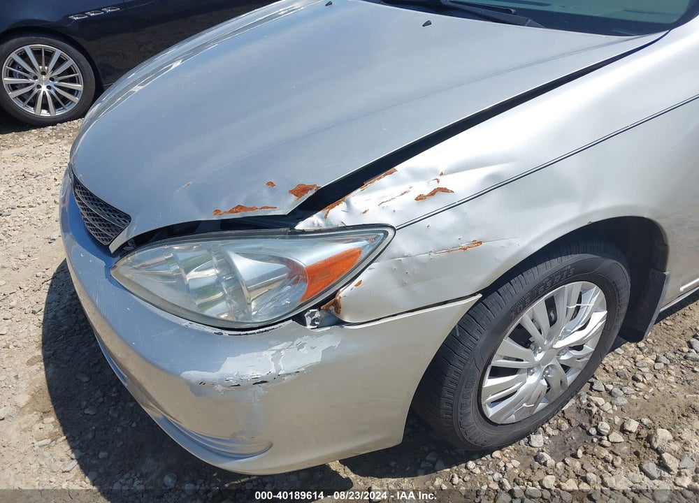 2004 TOYOTA CAMRY LE VIN: 4T1BE32K04U893601