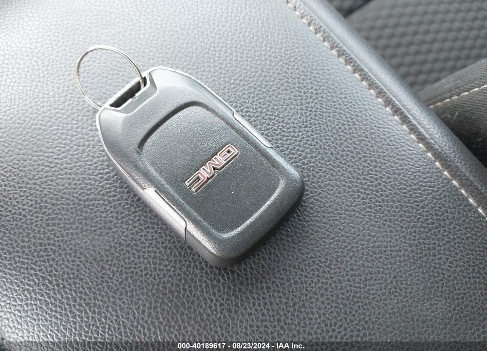 2018 GMC ACADIA SLE-2 VIN: 1GKKNLLS4JZ177225