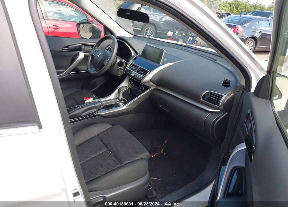 2019 MITSUBISHI ECLIPSE CROSS LE VIN: JA4AT4AA4KZ051813