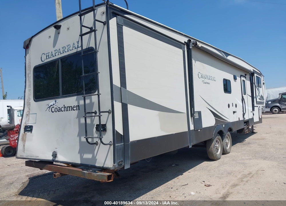 2018 FOREST RIVER CHAPARRAL VIN: 5ZT3CH2B8JA318847