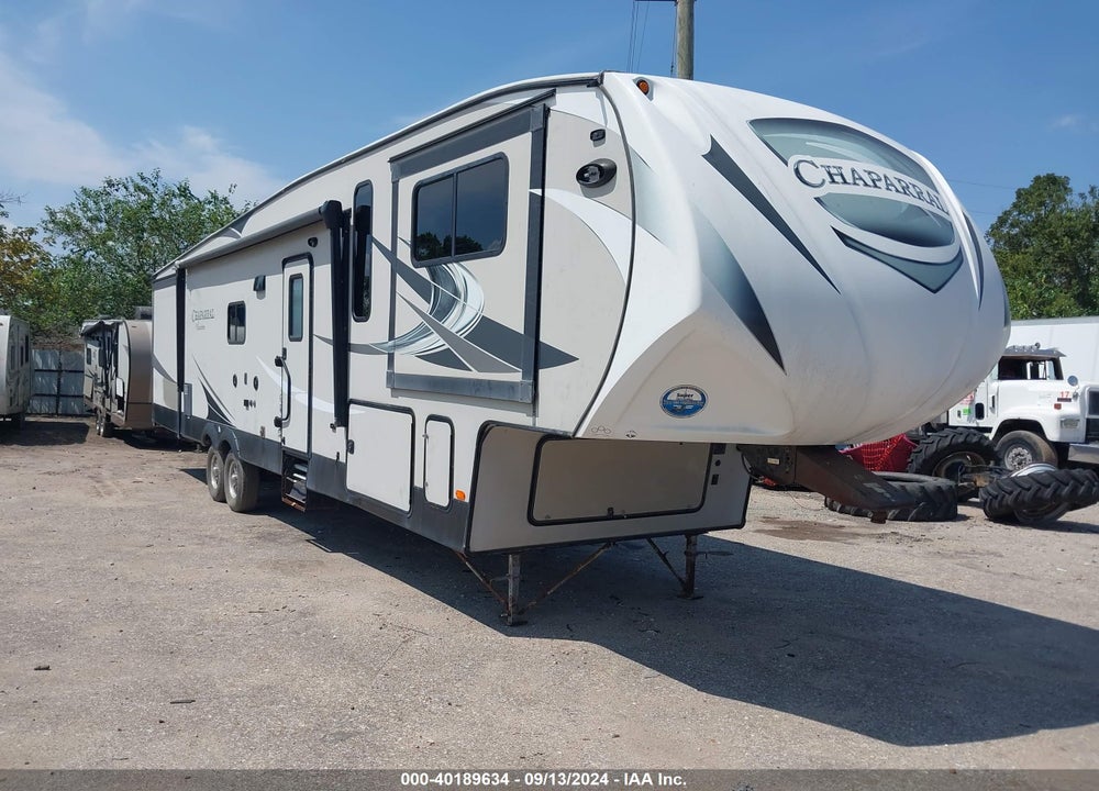 2018 FOREST RIVER CHAPARRAL VIN: 5ZT3CH2B8JA318847