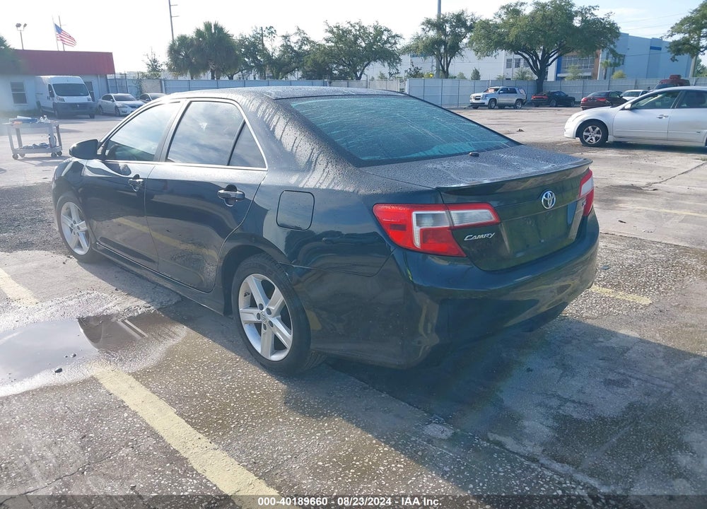 2013 TOYOTA CAMRY SE VIN: 4T1BF1FK9DU706464