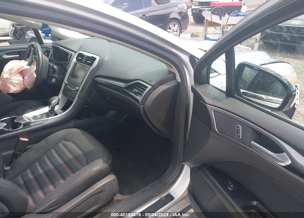 2014 FORD FUSION SE VIN: 1FA6P0H75E5401485