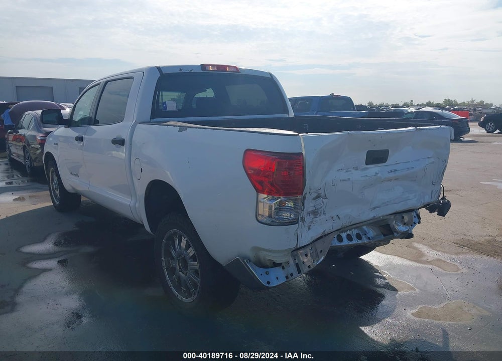 2011 TOYOTA TUNDRA GRADE 4.6L V8 VIN: 5TFEM5F17BX033501