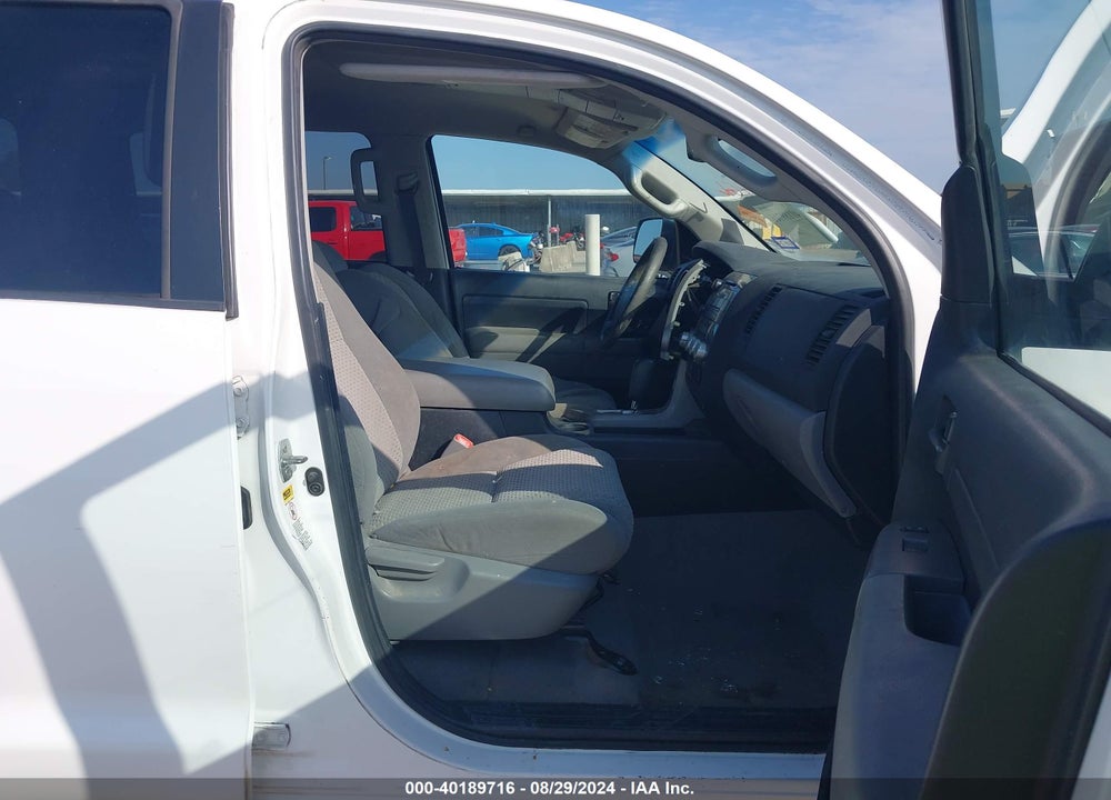 2011 TOYOTA TUNDRA GRADE 4.6L V8 VIN: 5TFEM5F17BX033501