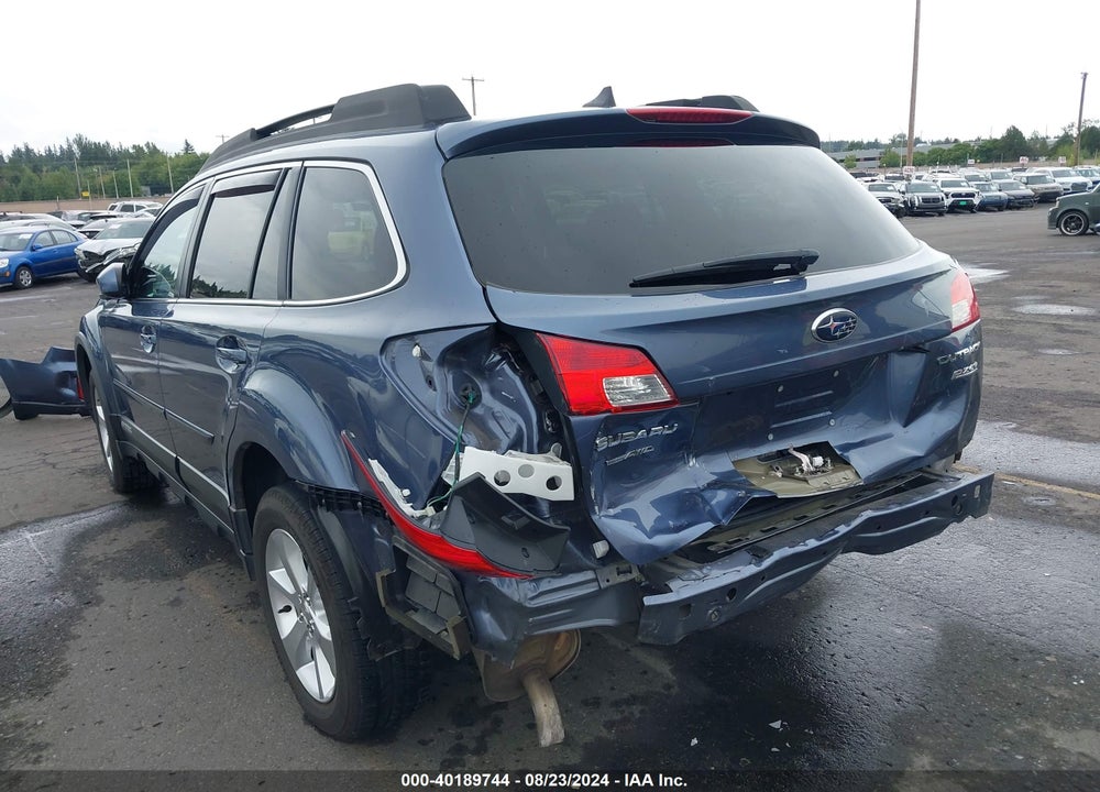 2014 SUBARU OUTBACK 2.5I LIMITED VIN: 4S4BRBLCXE3295321