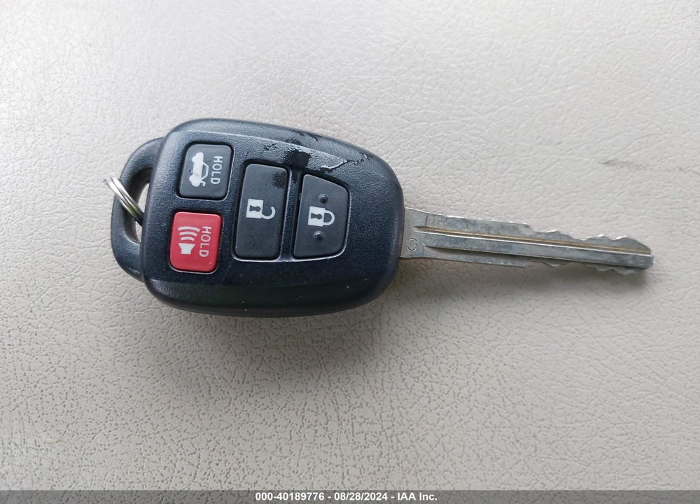 2012 TOYOTA CAMRY XLE VIN: 4T4BF1FK4CR177848
