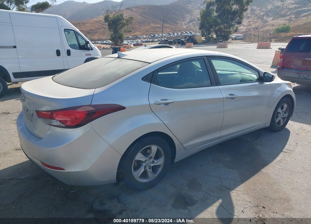 2015 HYUNDAI ELANTRA SE VIN: 5NPDH4AE0FH628311