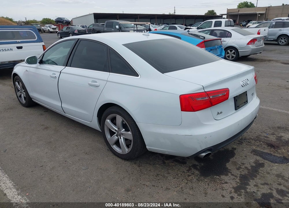 2012 AUDI A6 VIN: WAUGGAFC4CN120471