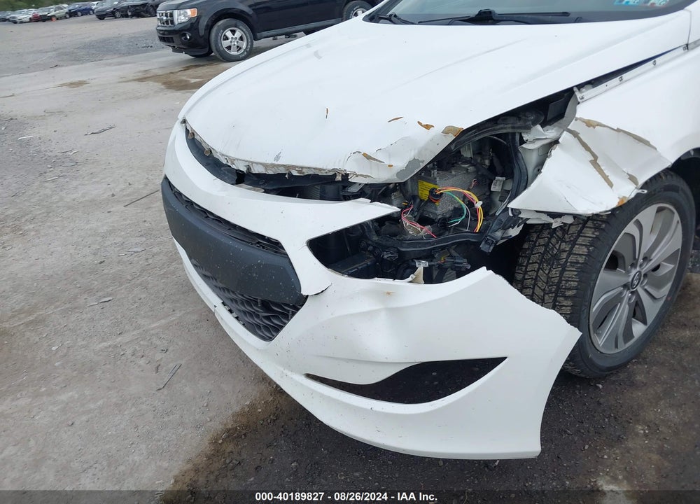 2015 HYUNDAI SONATA HYBRID LIMITED VIN: KMHEC4A47FA131950