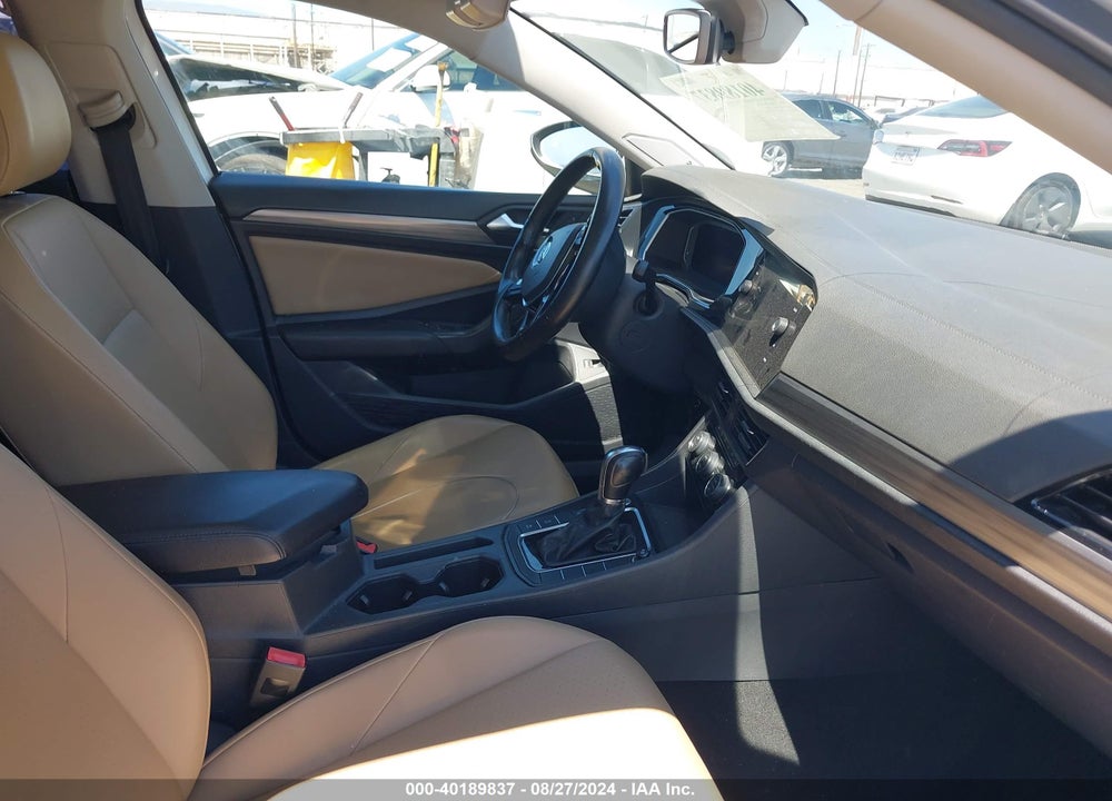 2019 VOLKSWAGEN JETTA 1.4T SEL VIN: 3VWE57BU5KM006275