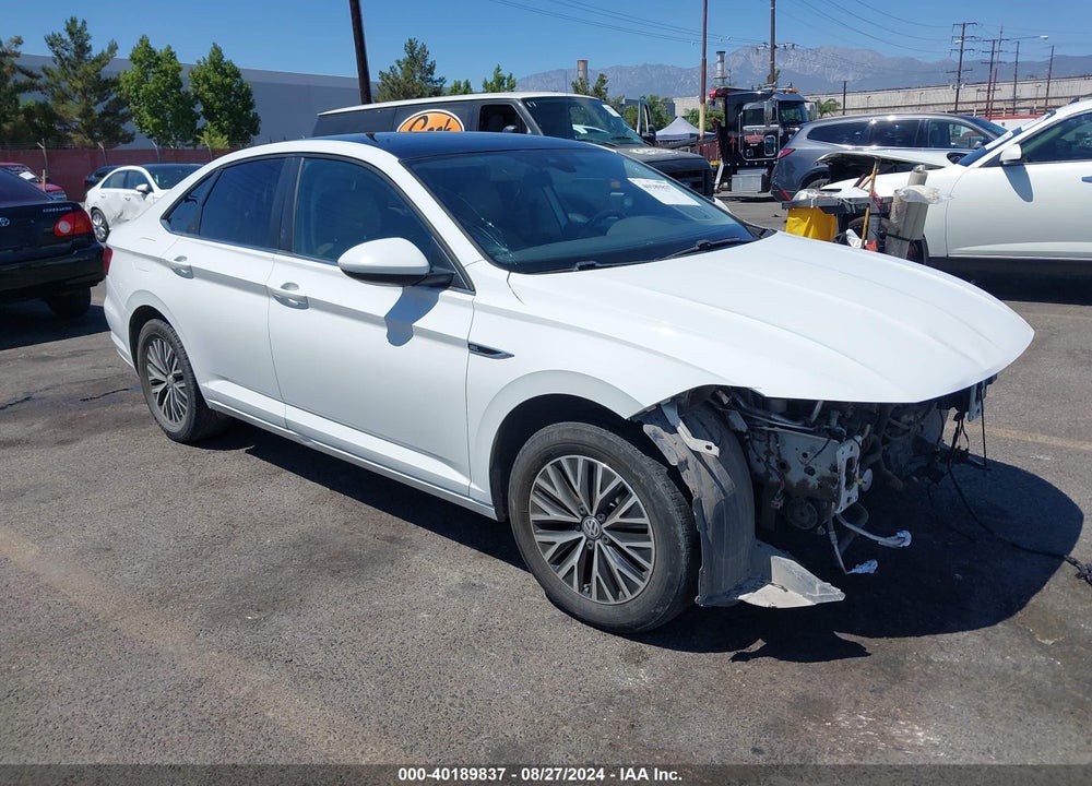 2019 VOLKSWAGEN JETTA 1.4T SEL VIN: 3VWE57BU5KM006275