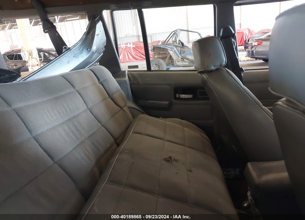 1994 JEEP CHEROKEE SPORT VIN: 1J4FJ68SXRL138358